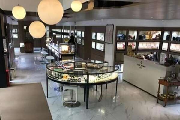 九江市庐山寄卖奢侈品店